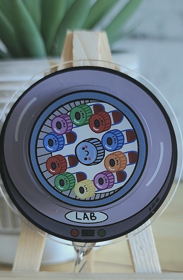 Lab Buddy Spinner Badge – Crafty Badges & Beyond